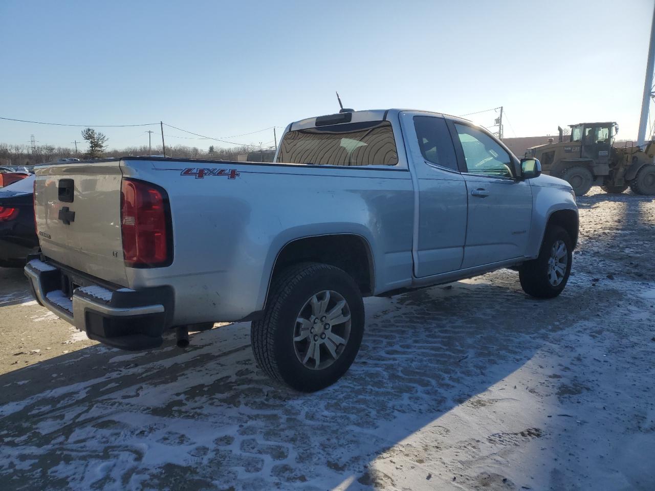 2015 Chevrolet Colorado - Image 3