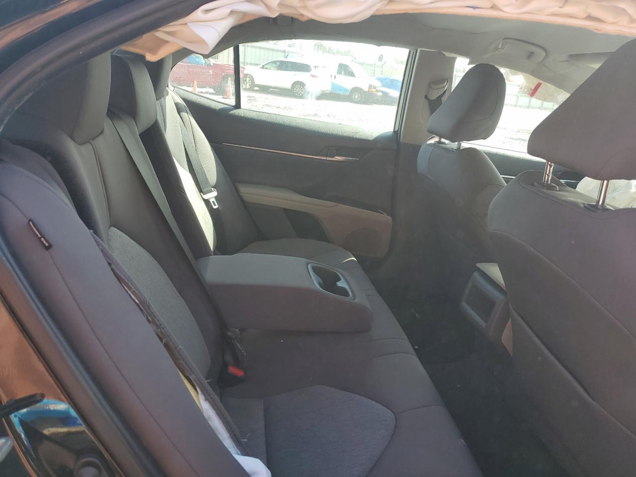 2020 Toyota Camry - Image 10