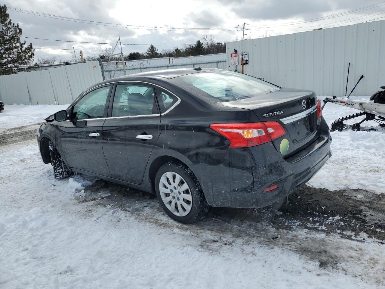 2017 Nissan Sentra - Image 2