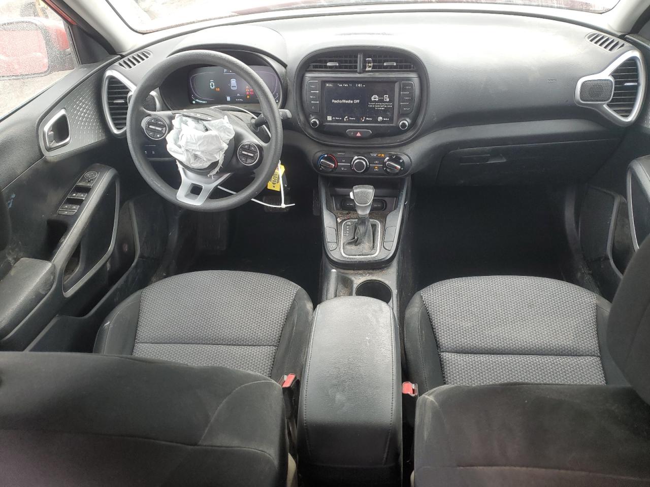 2023 Kia Soul - Image 8