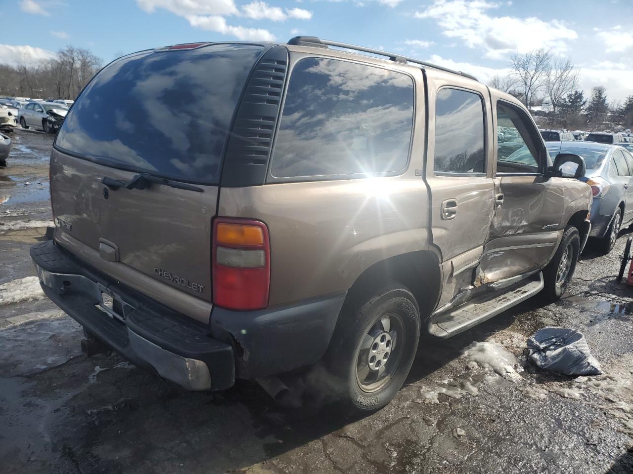 2003 Chevrolet Tahoe - Image 3