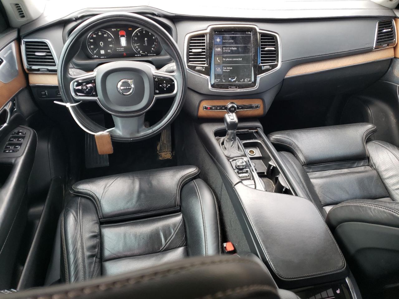 2016 Volvo XC90 - Image 8