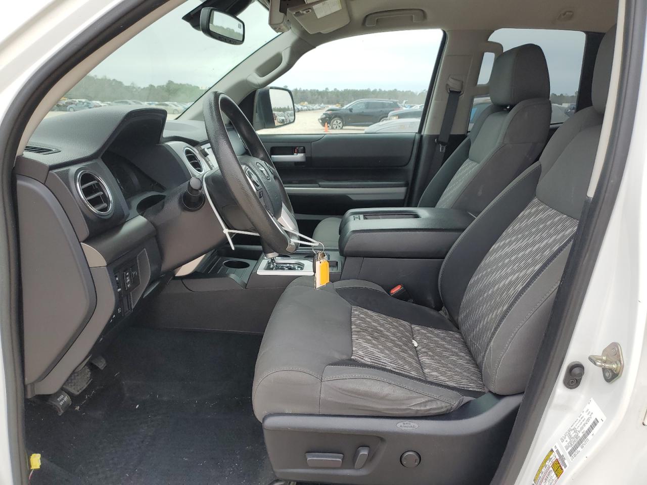 2020 Toyota Tundra - Image 7