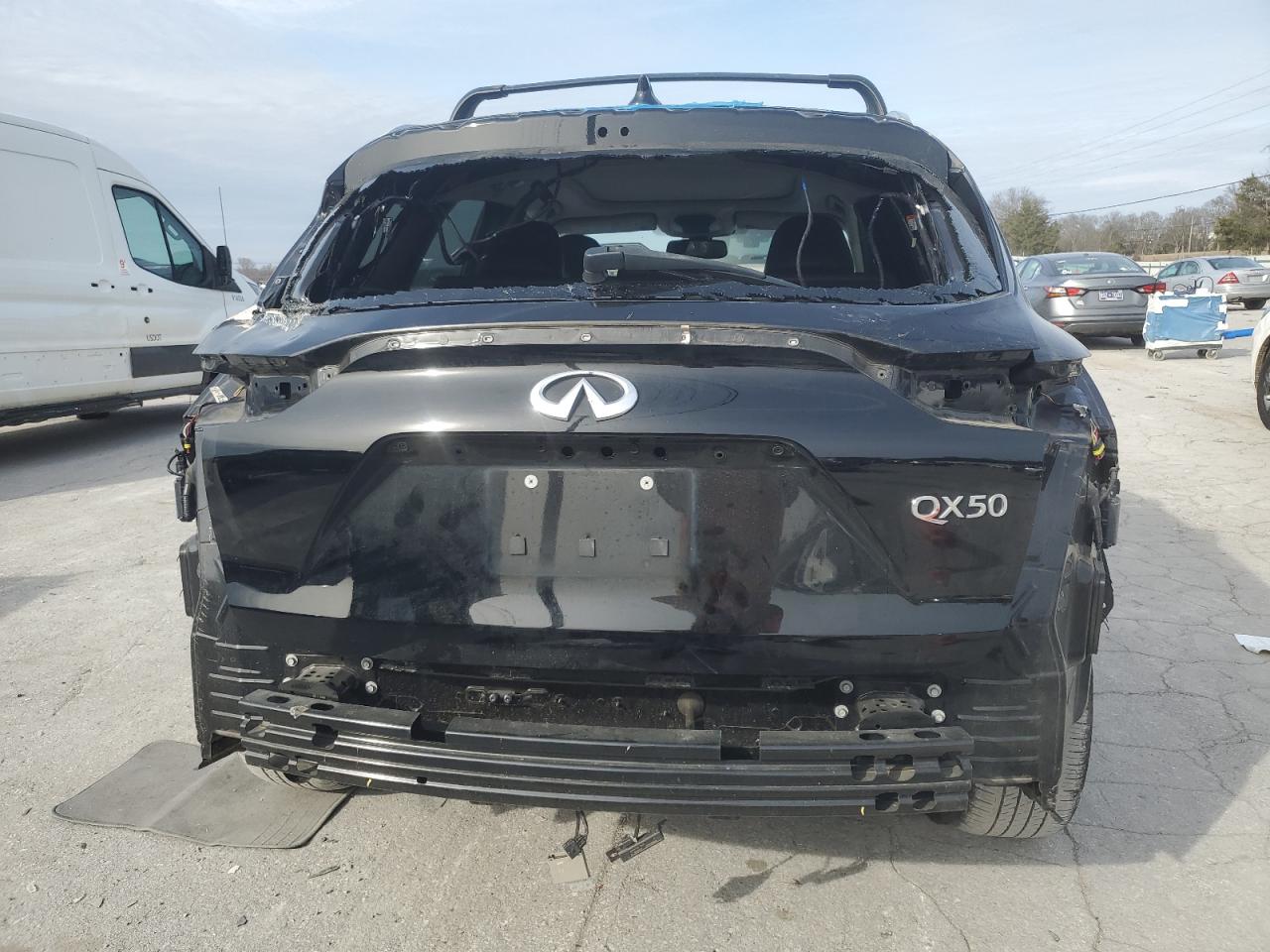 2019 Infiniti QX50 - Image 6