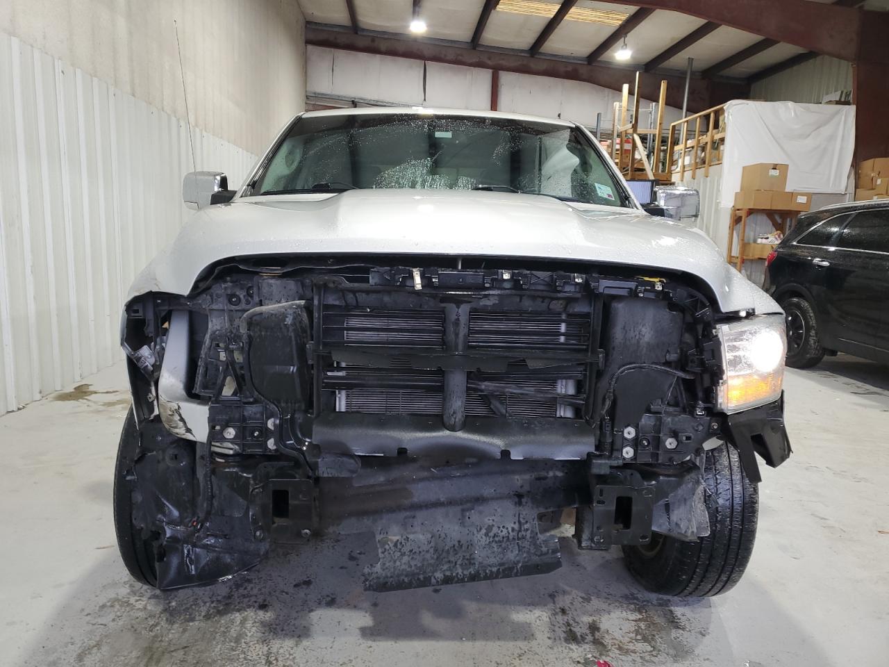 2016 RAM 1500 - Image 5