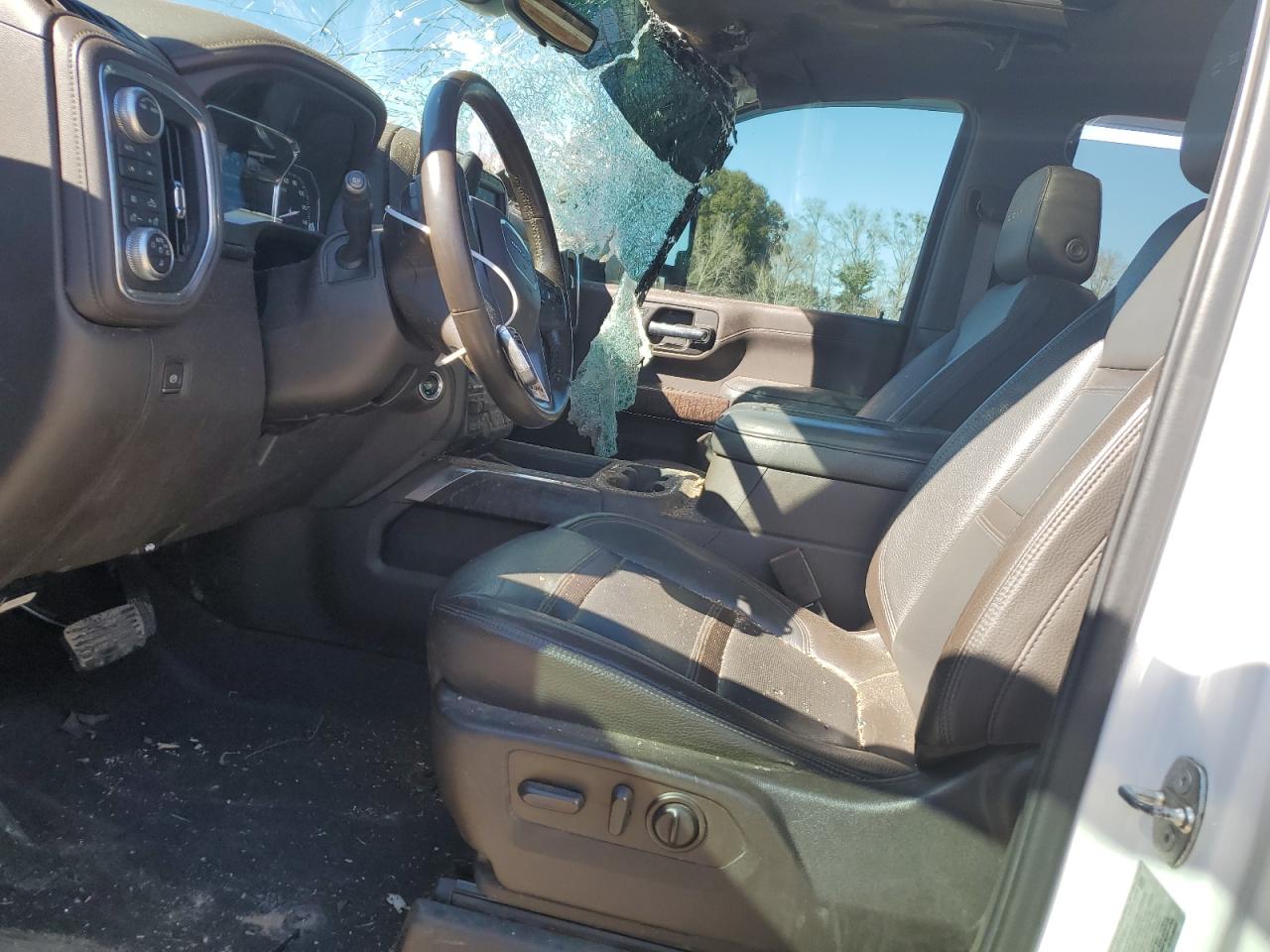 2020 GMC Sierra - Image 7