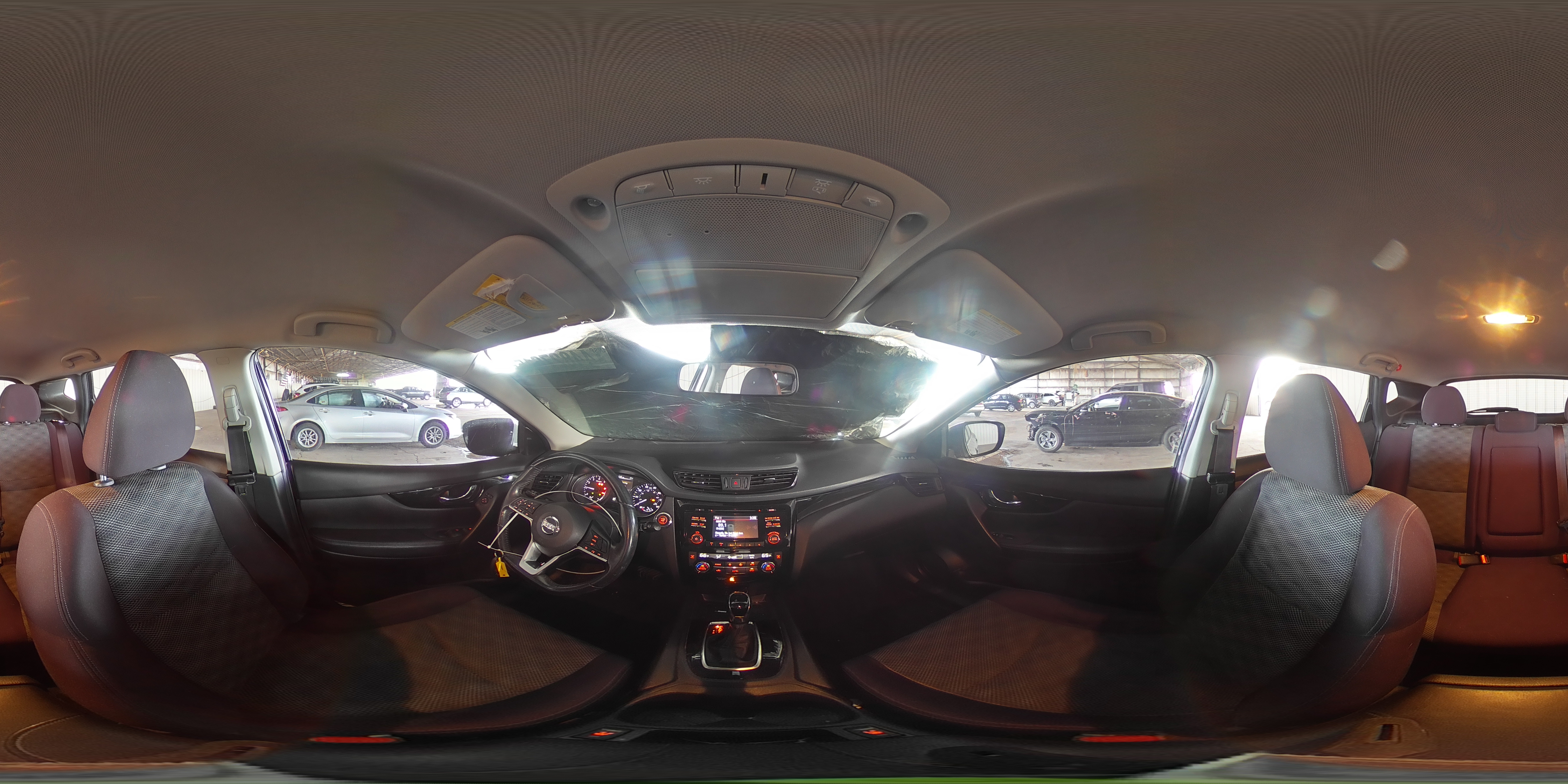 2018 Nissan Rogue - Image 13
