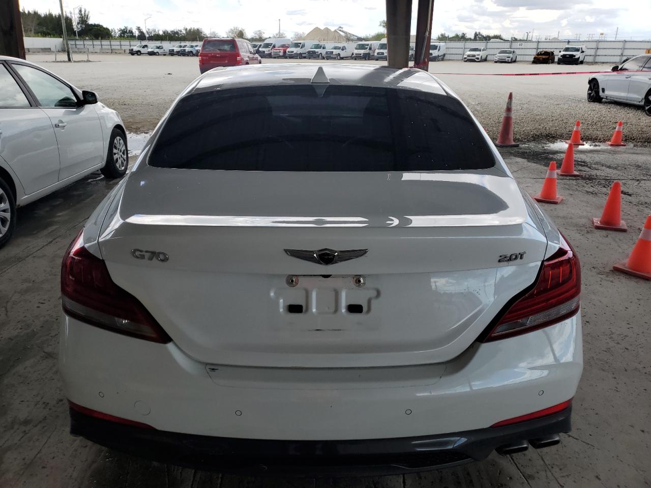 2020 Genesis G70 - Image 6