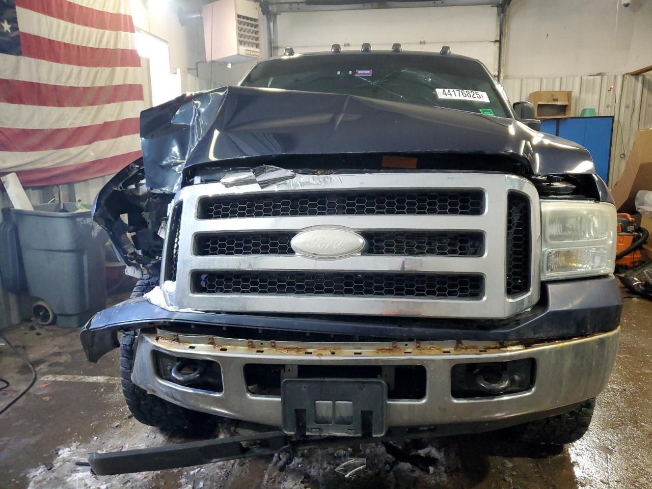 2007 Ford F250 - Image 5