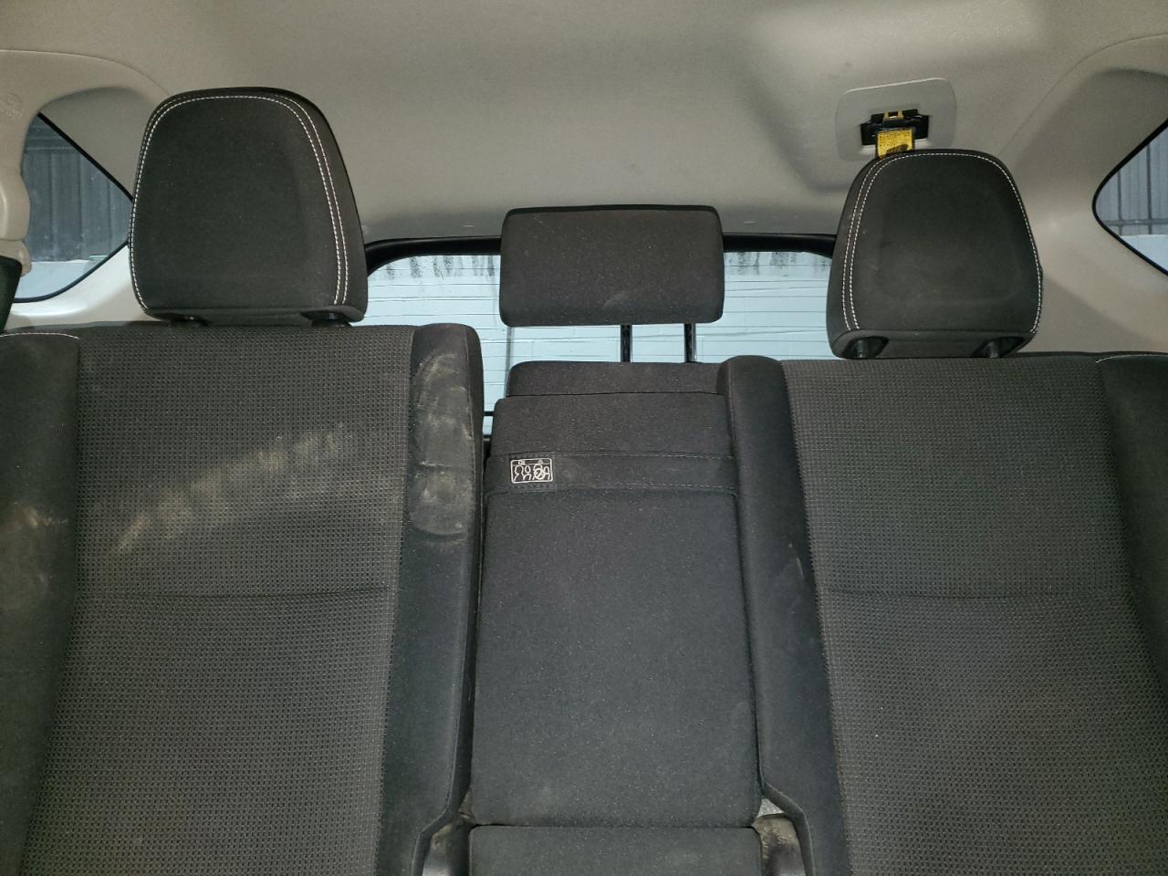 2017 Toyota RAV 4 - Image 10