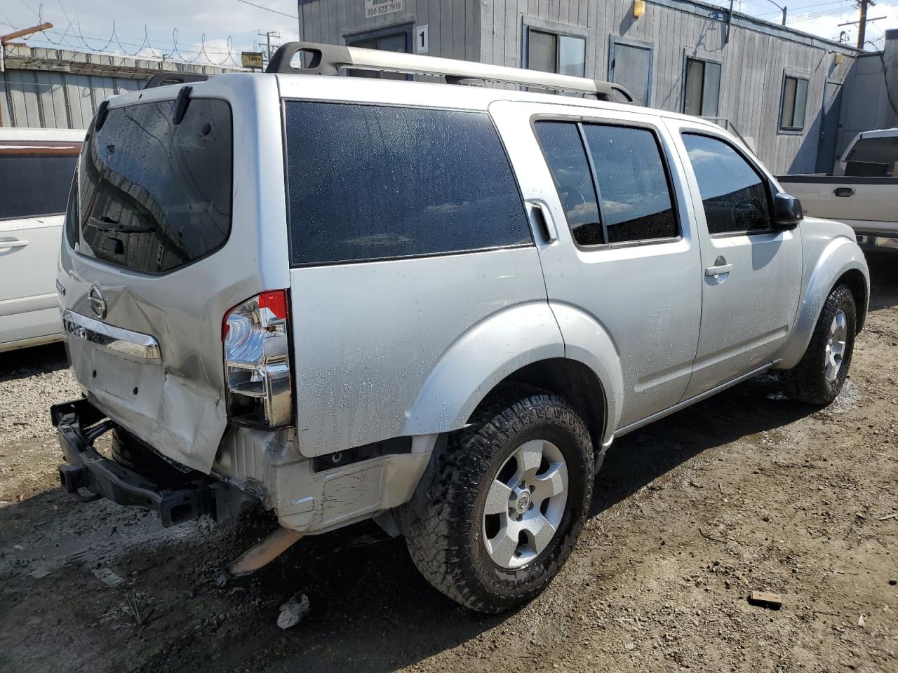 2009 Nissan Pathfinder - Image 3