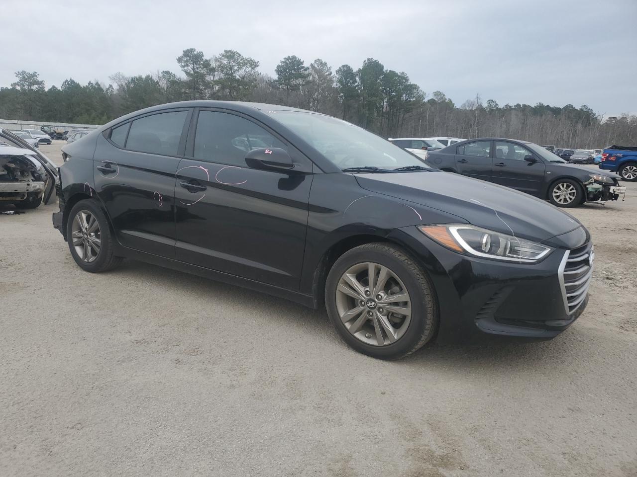 2017 Hyundai Elantra - Image 4