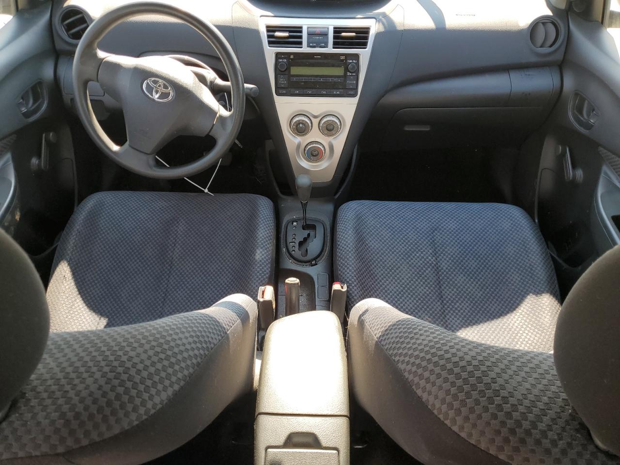 2007 Toyota Yaris - Image 8
