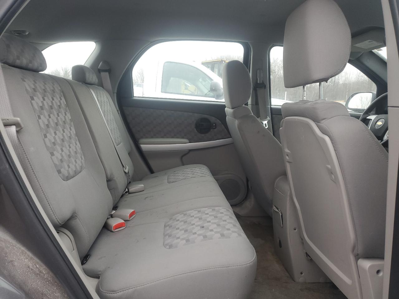 2007 Chevrolet Equinox - Image 11