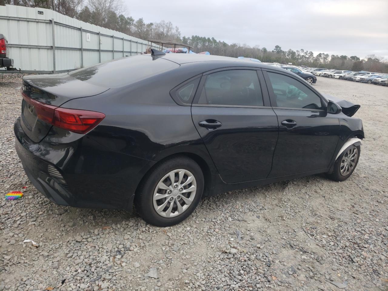 2022 Kia Forte - Image 3