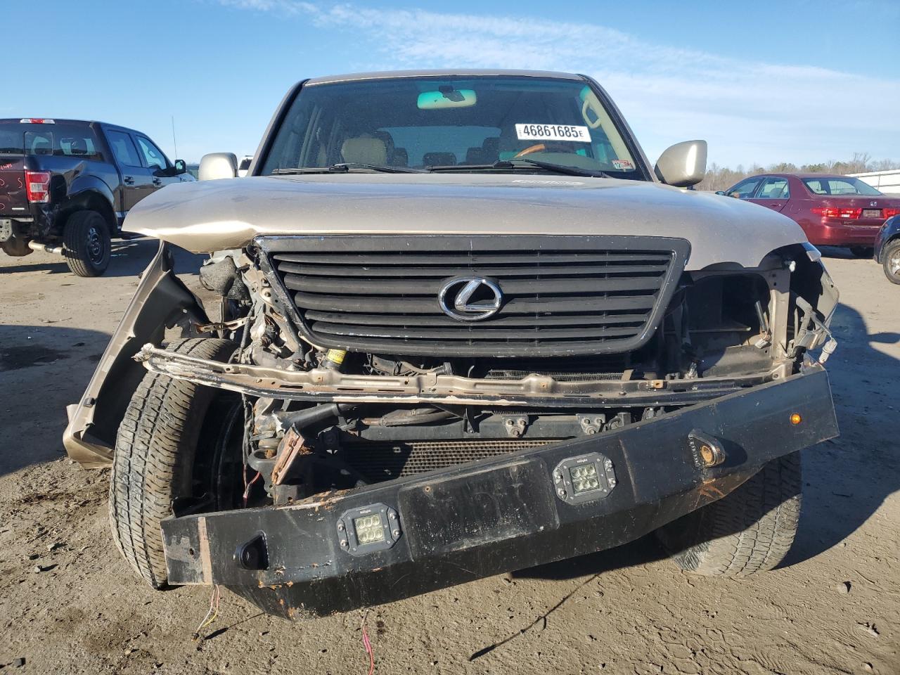 2000 Lexus LX - Image 5