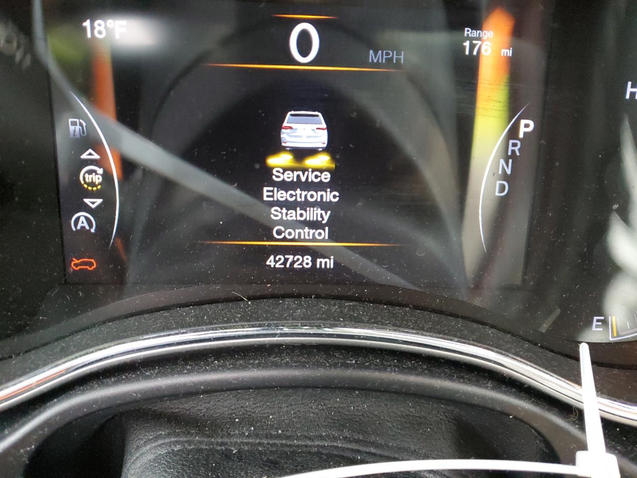 2018 Jeep Grand Cherokee - Image 9