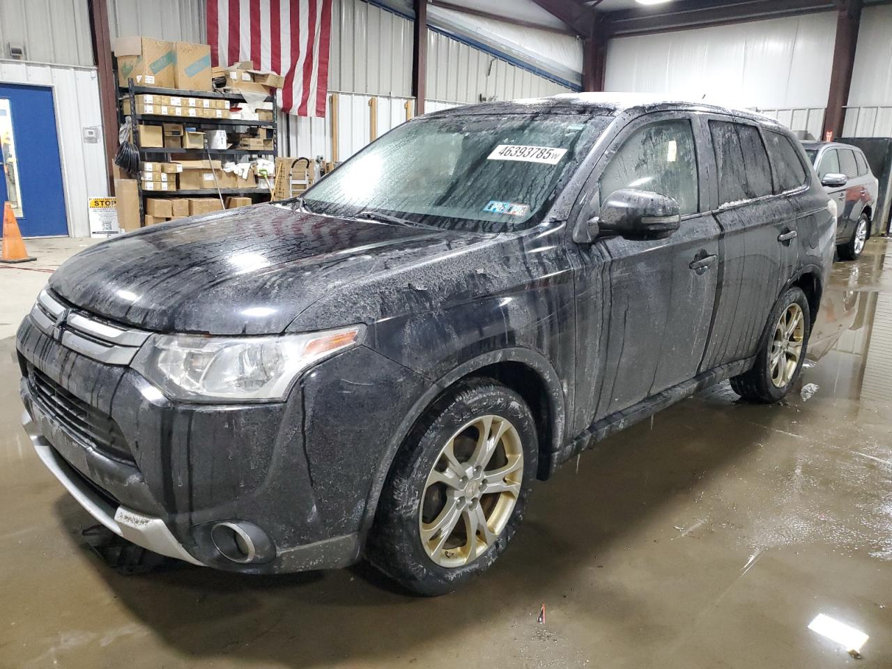 2015 Mitsubishi Outlander - Image 1