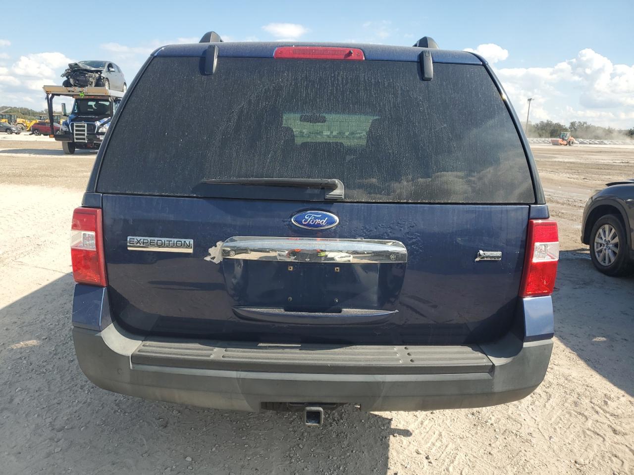 2011 Ford Expedition - Image 6