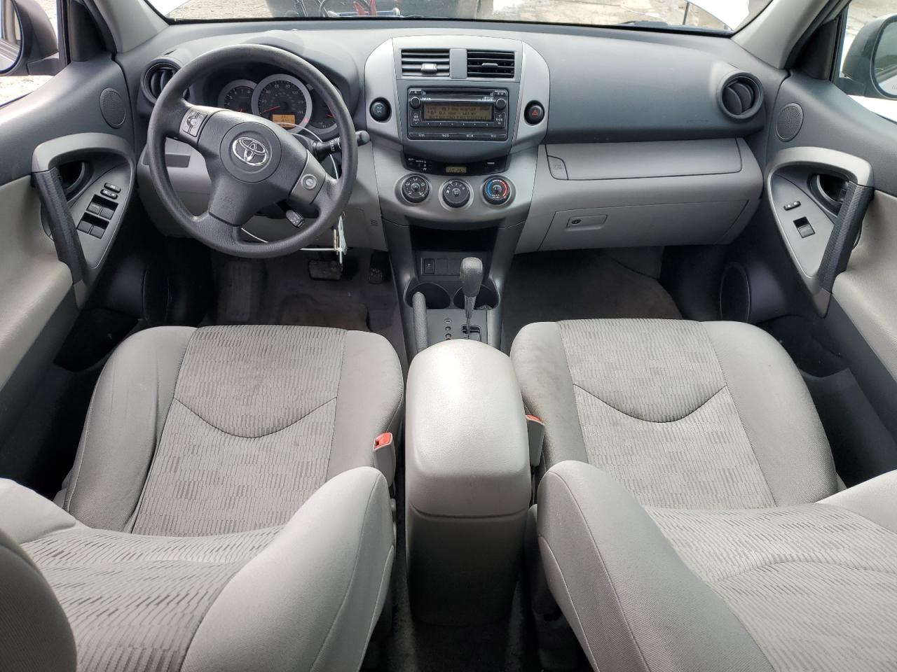2012 Toyota RAV 4 - Image 8