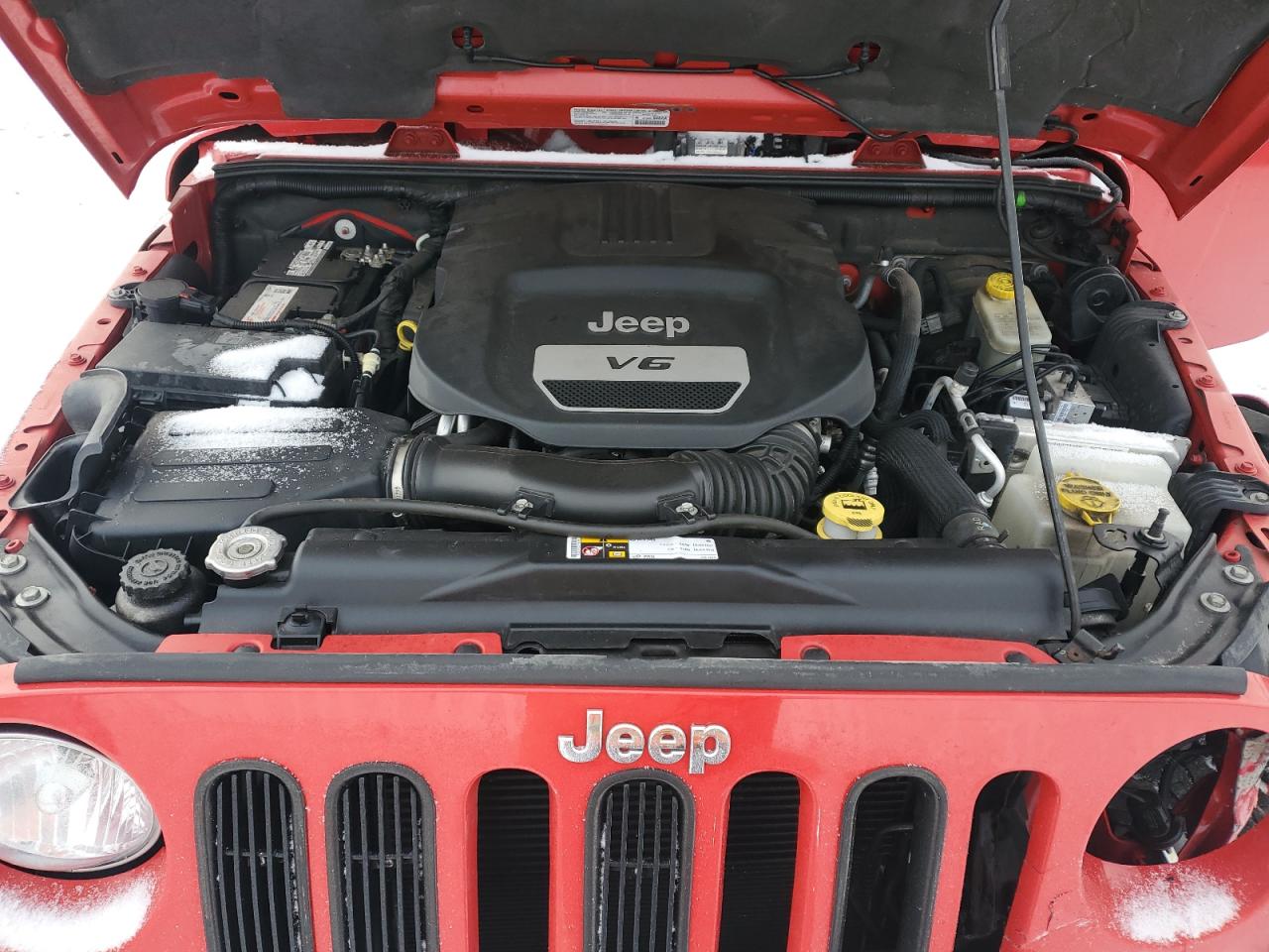2014 Jeep Wrangler - Image 13