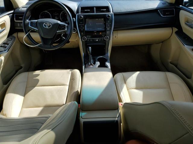  TOYOTA CAMRY 2017 Czerwony