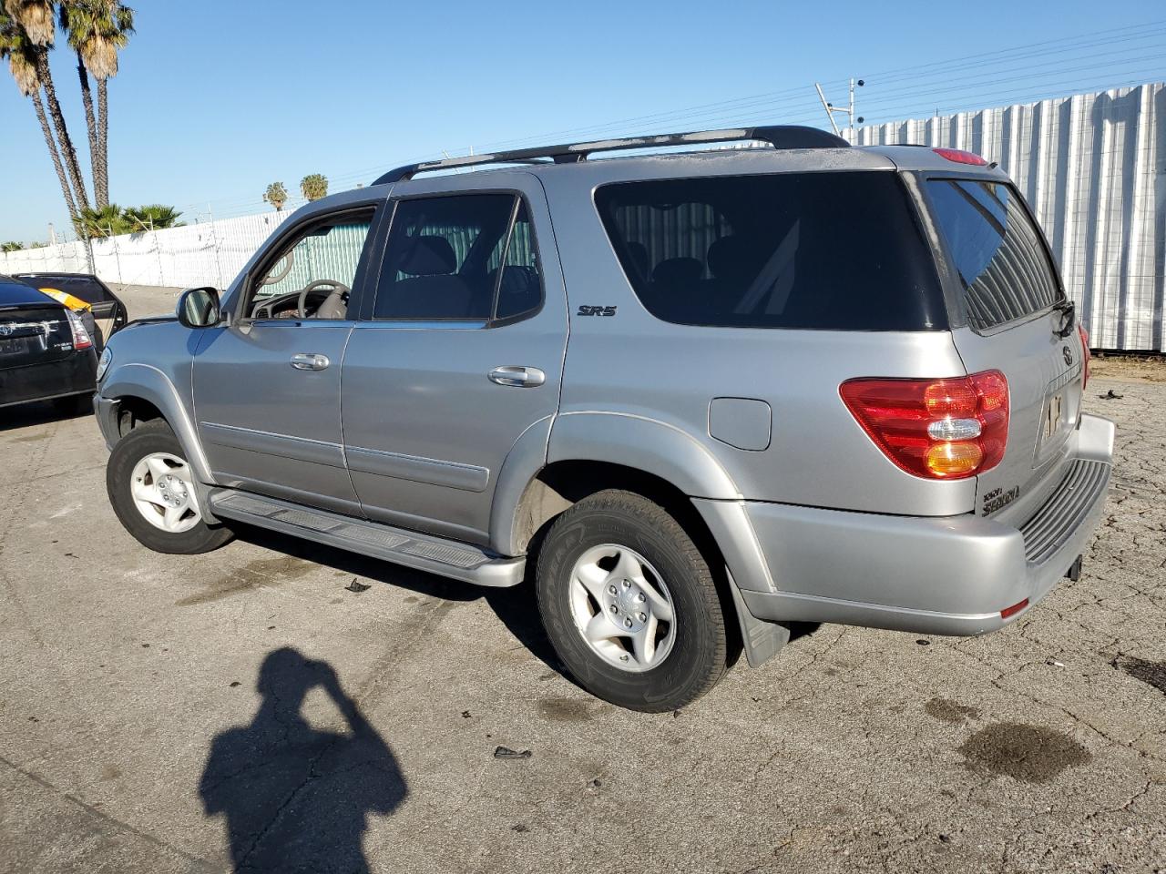 2002 Toyota Sequoia - Image 2