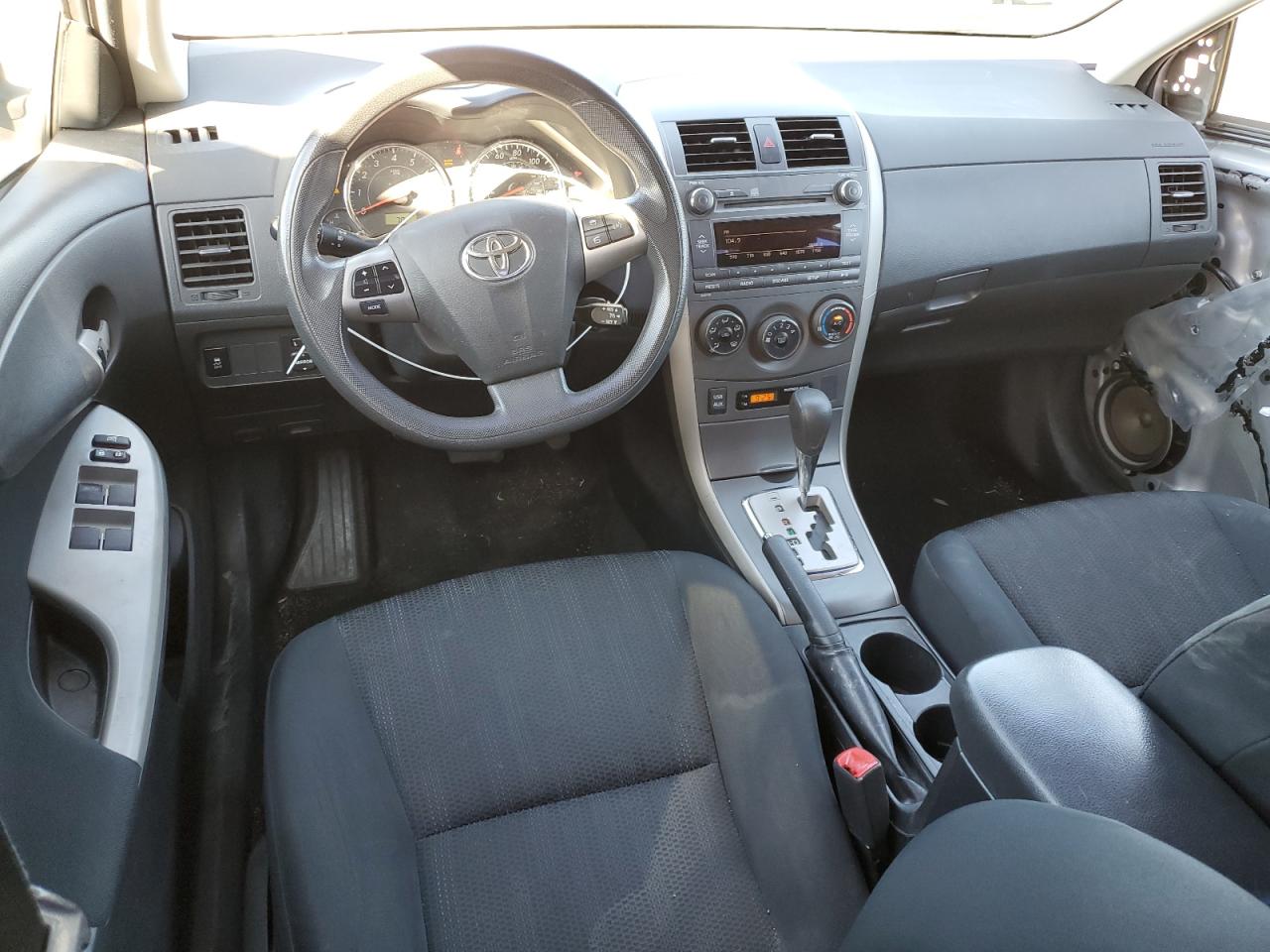 2011 Toyota Corolla - Image 8