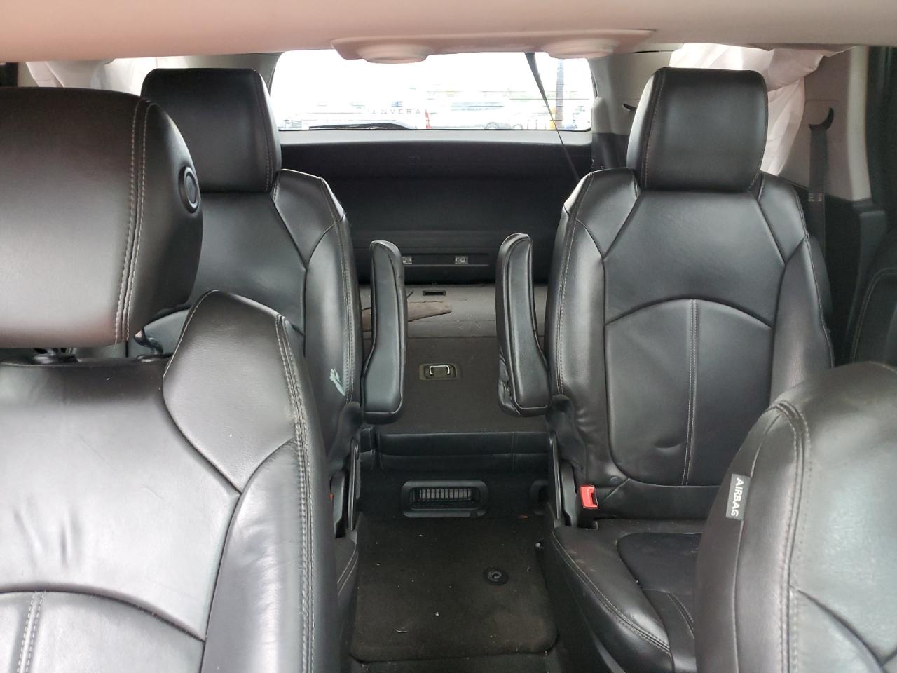 2016 GMC Acadia - Image 10