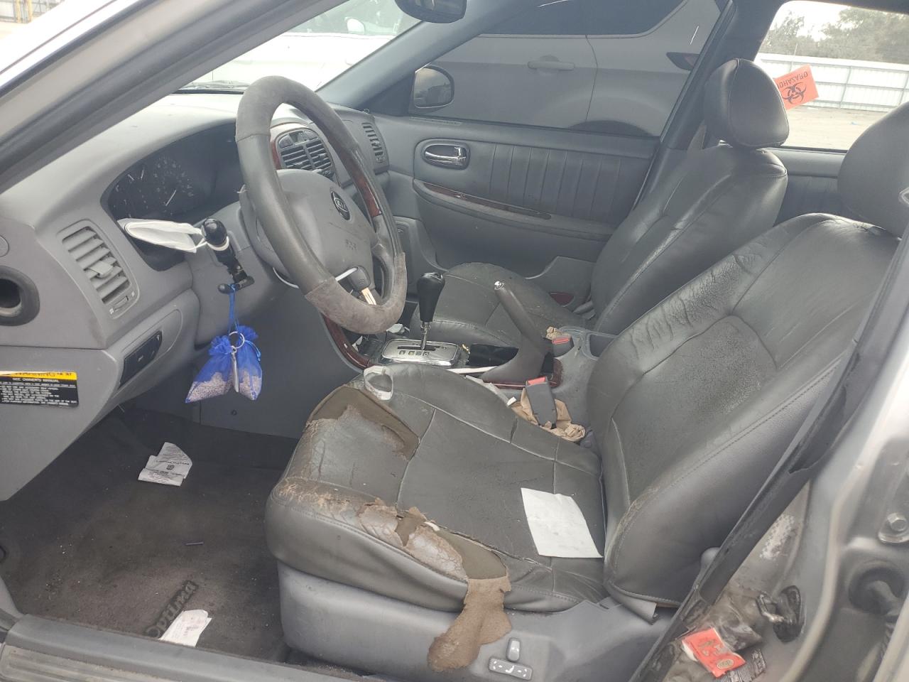 2004 Kia Optima - Image 7
