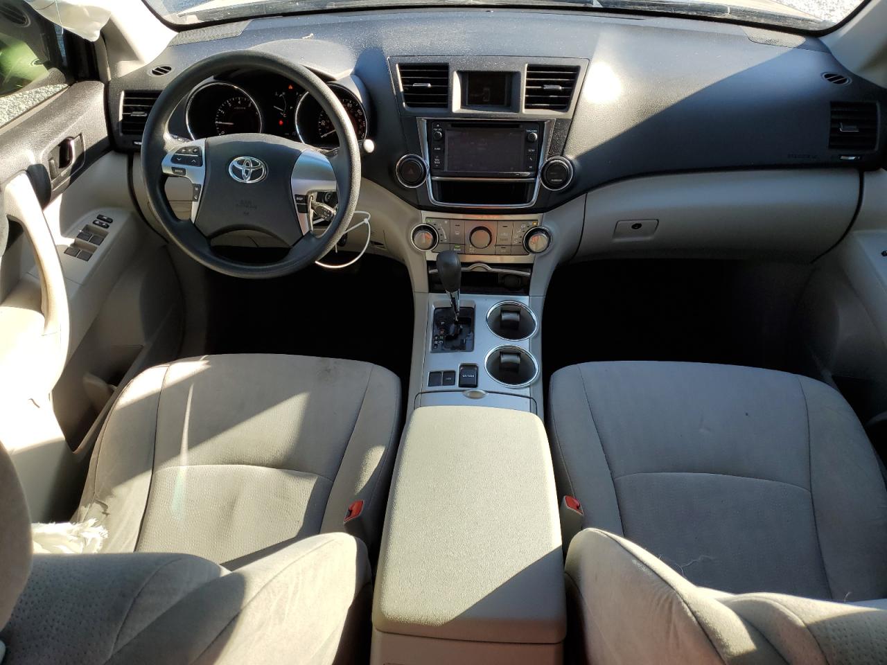 2013 Toyota Highlander - Image 8