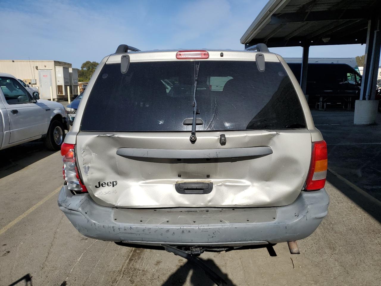2004 Jeep Grand Cherokee - Image 6