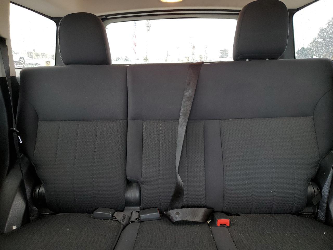 2011 Dodge Nitro - Image 10