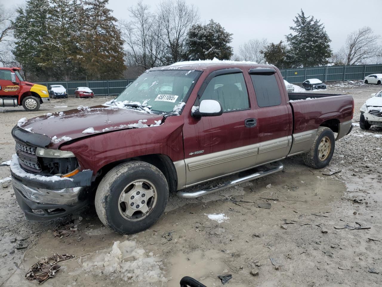 2000 Chevrolet Silverado - Image 1