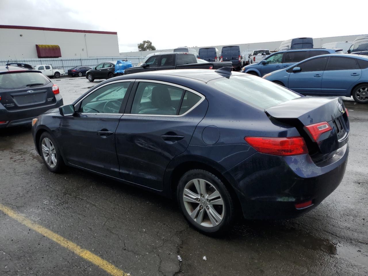 2013 Acura ILX - Image 2