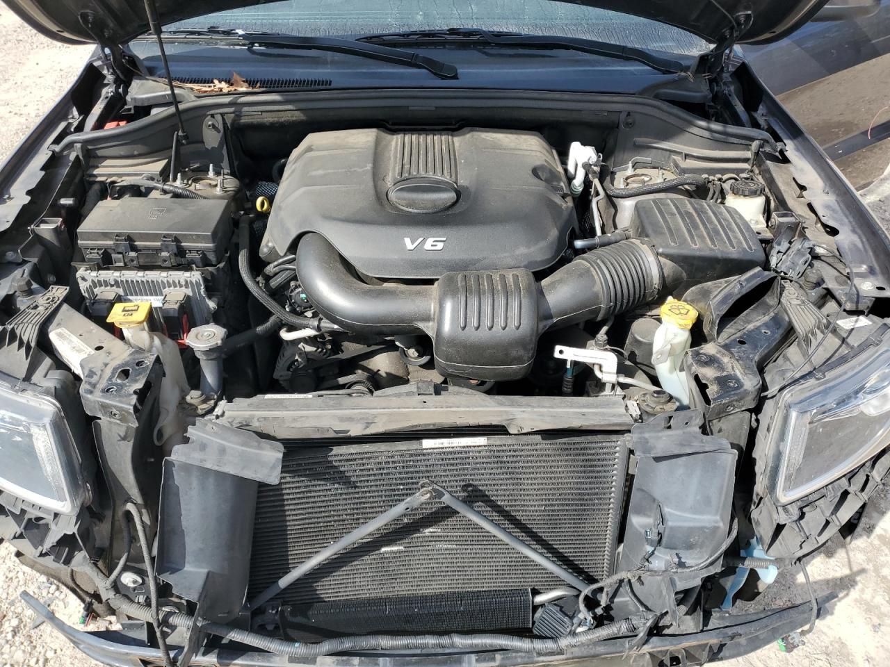 2014 Jeep Grand Cherokee - Image 12