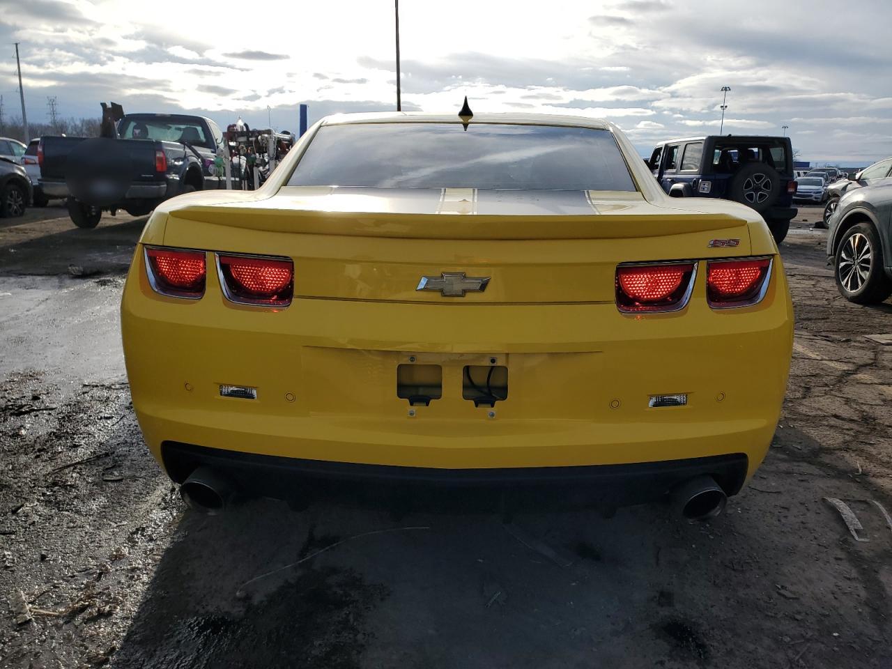 2011 Chevrolet Camaro - Image 6