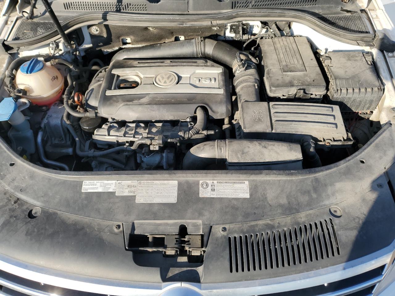 2013 Volkswagen Passat CC - Image 11