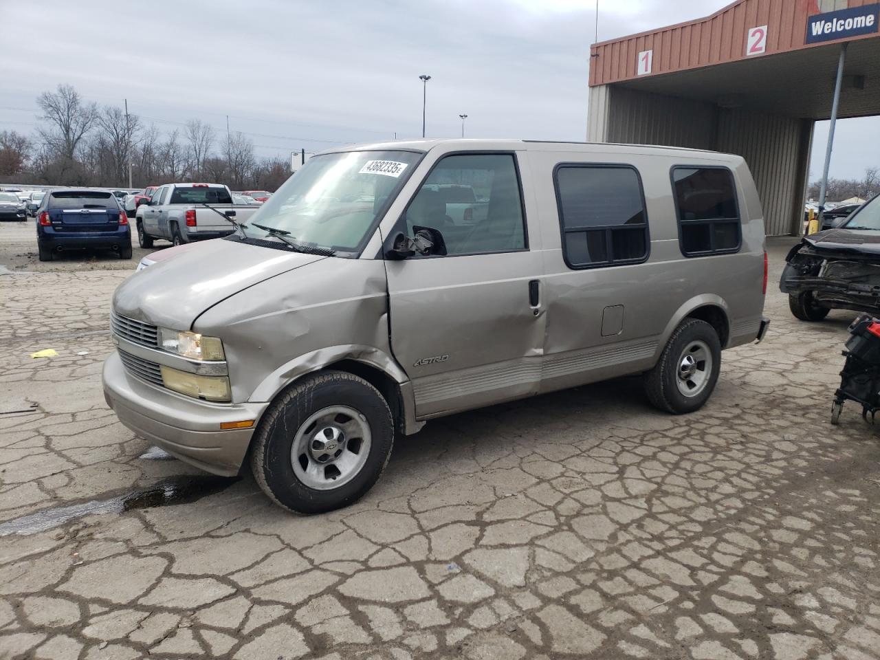 2002 Chevrolet Astro - Image 1