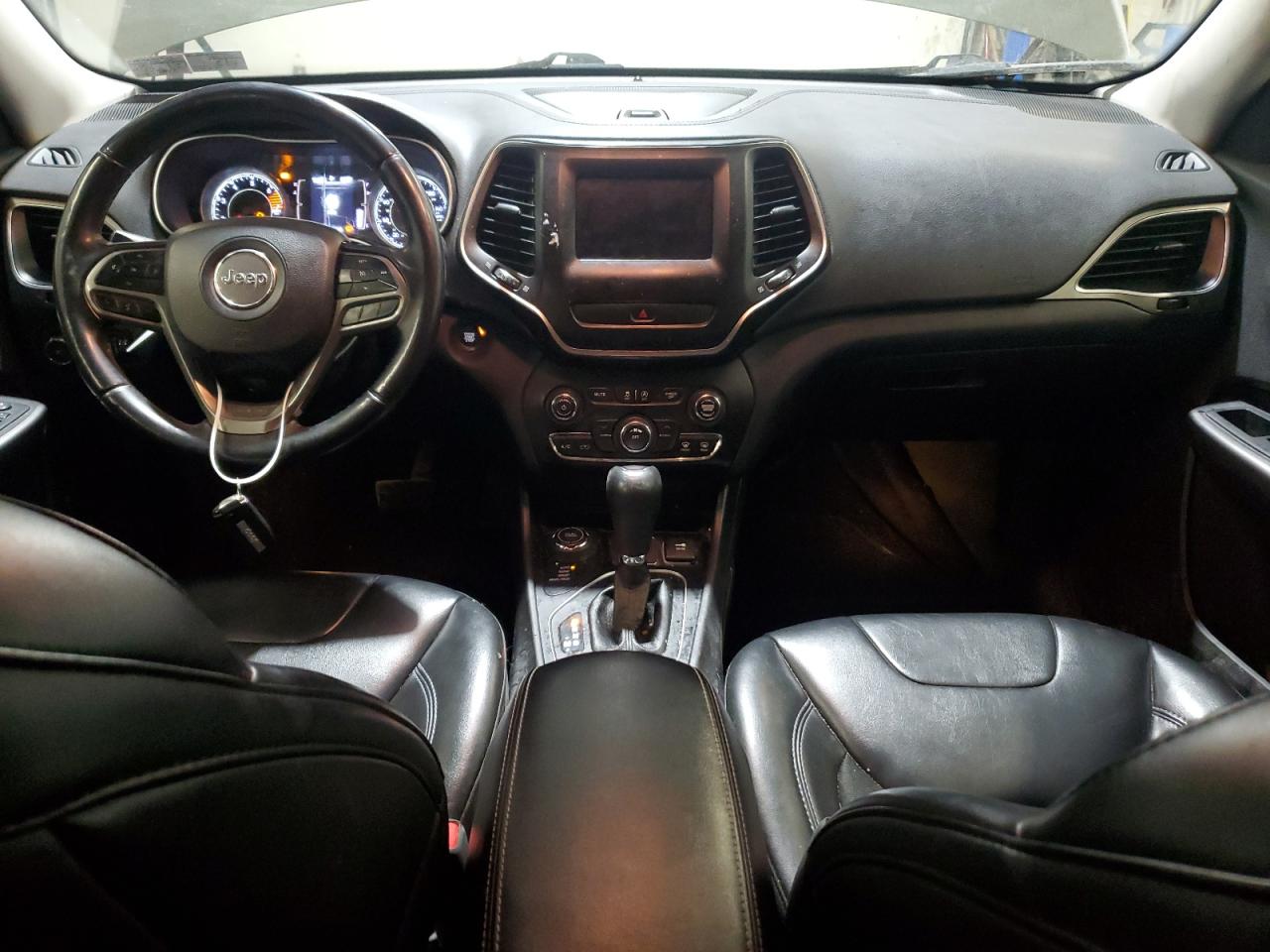 2019 Jeep Grand Cherokee - Image 8
