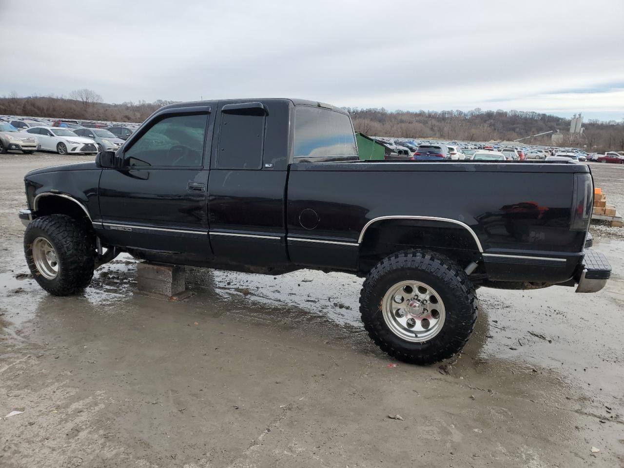 1996 GMC Sierra - Image 2