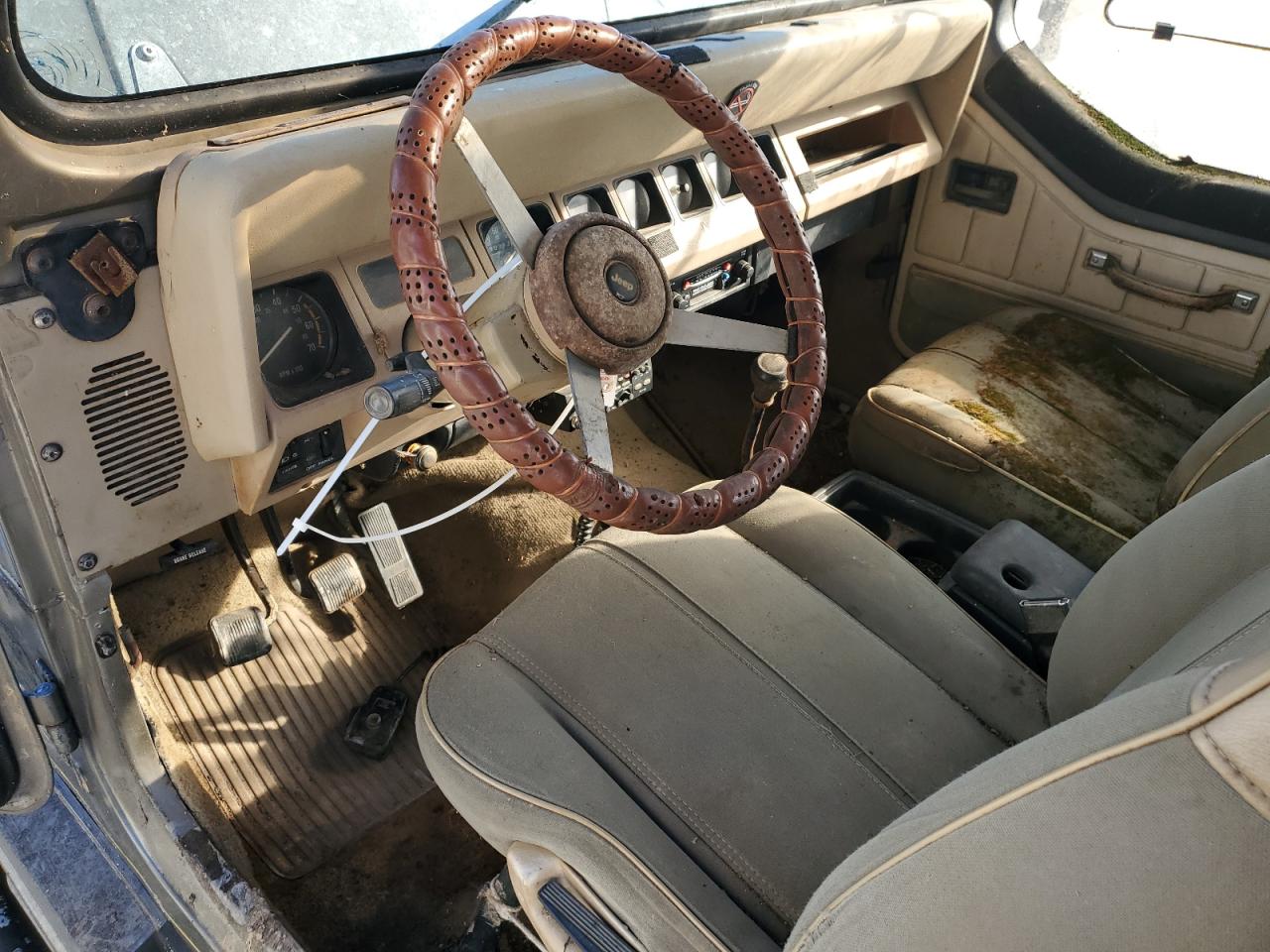 1991 Jeep Wrangler / Yj Sahara VIN: 2J4FY49S5MJ112683 Lot: 47187635