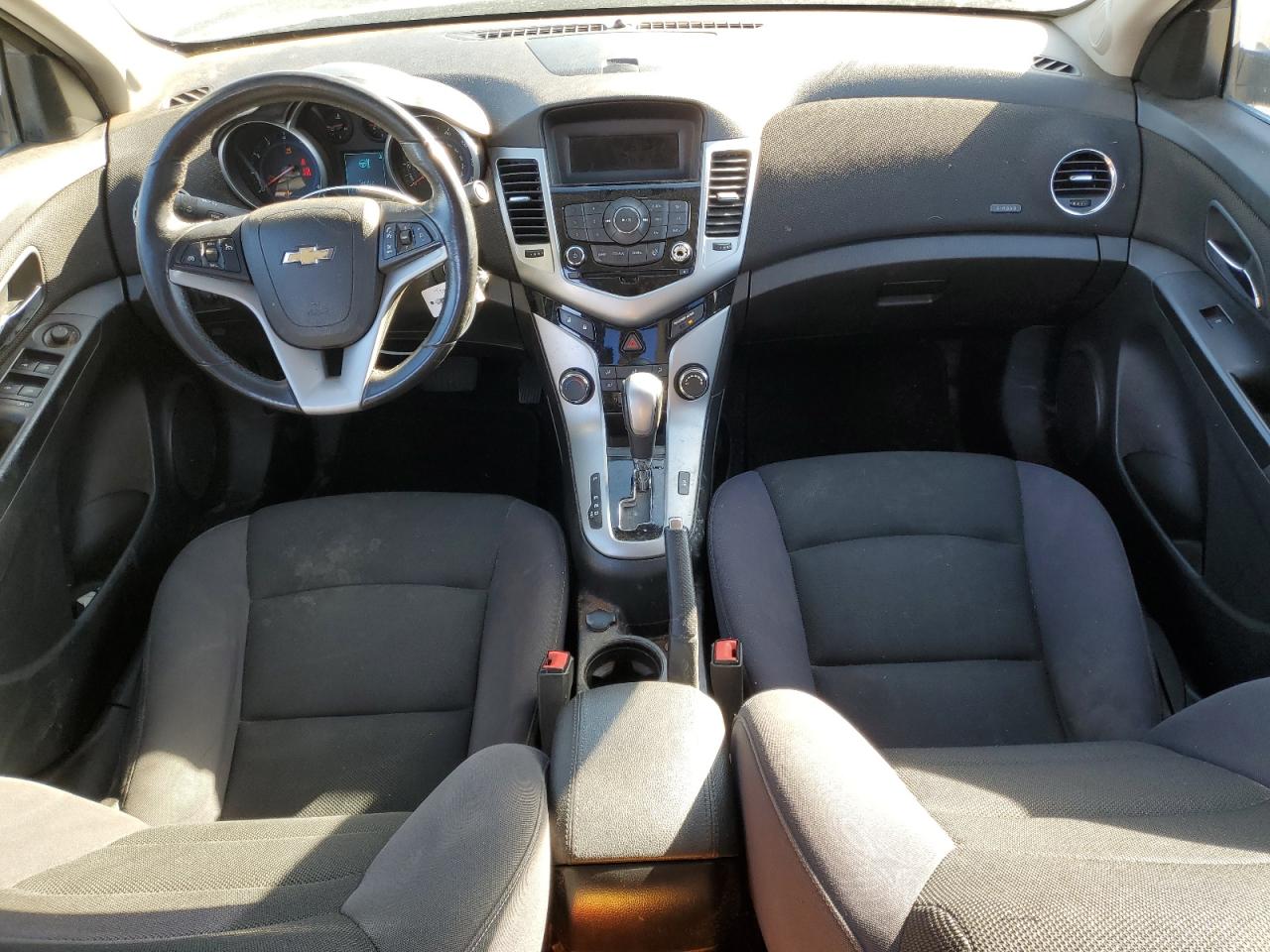 2013 Chevrolet Cruze - Image 8