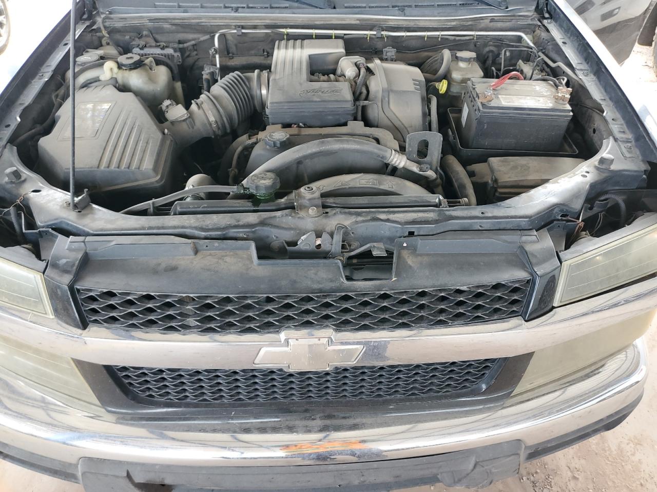 2005 Chevrolet Colorado - Image 11