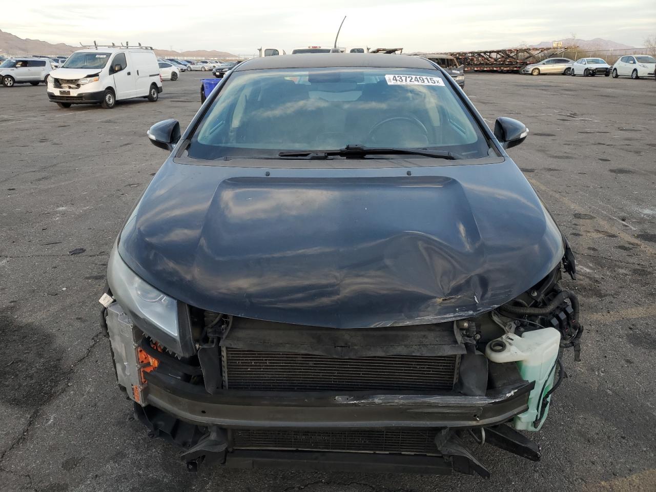 2015 Chevrolet Volt - Image 5