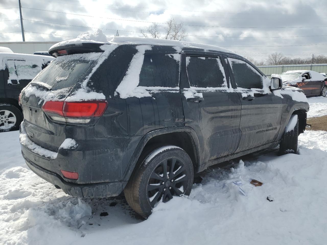 2020 Jeep Grand Cherokee - Image 3