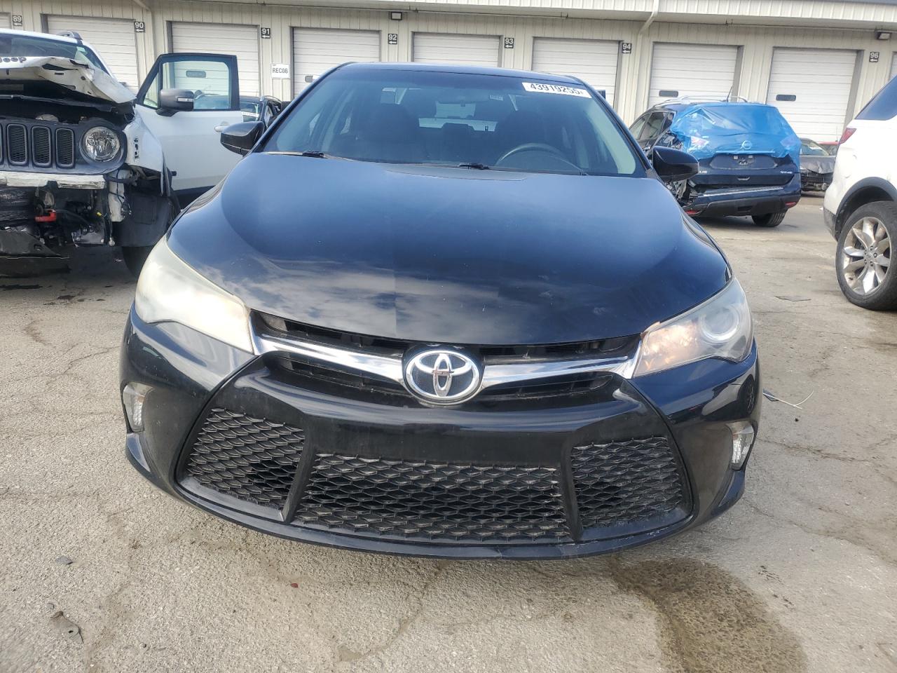 2015 Toyota Camry - Image 5