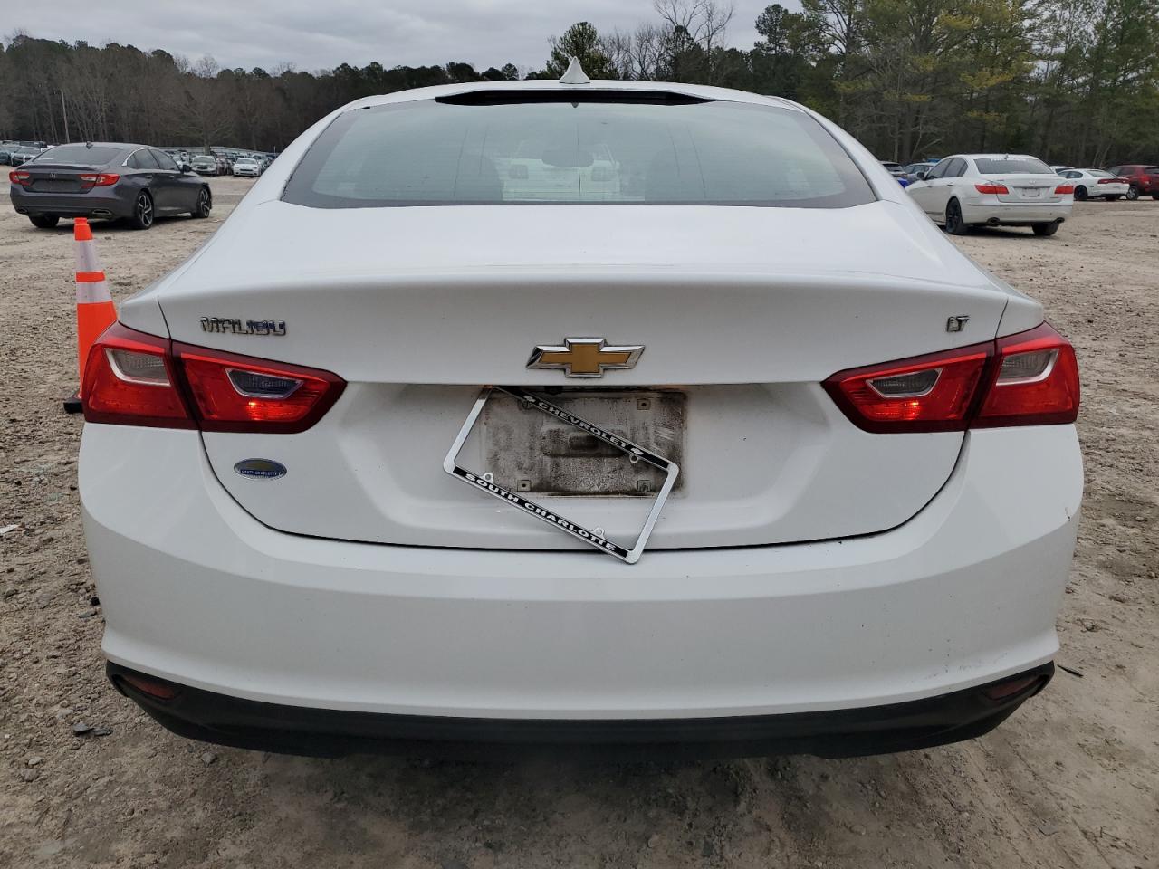 2018 Chevrolet Malibu - Image 6