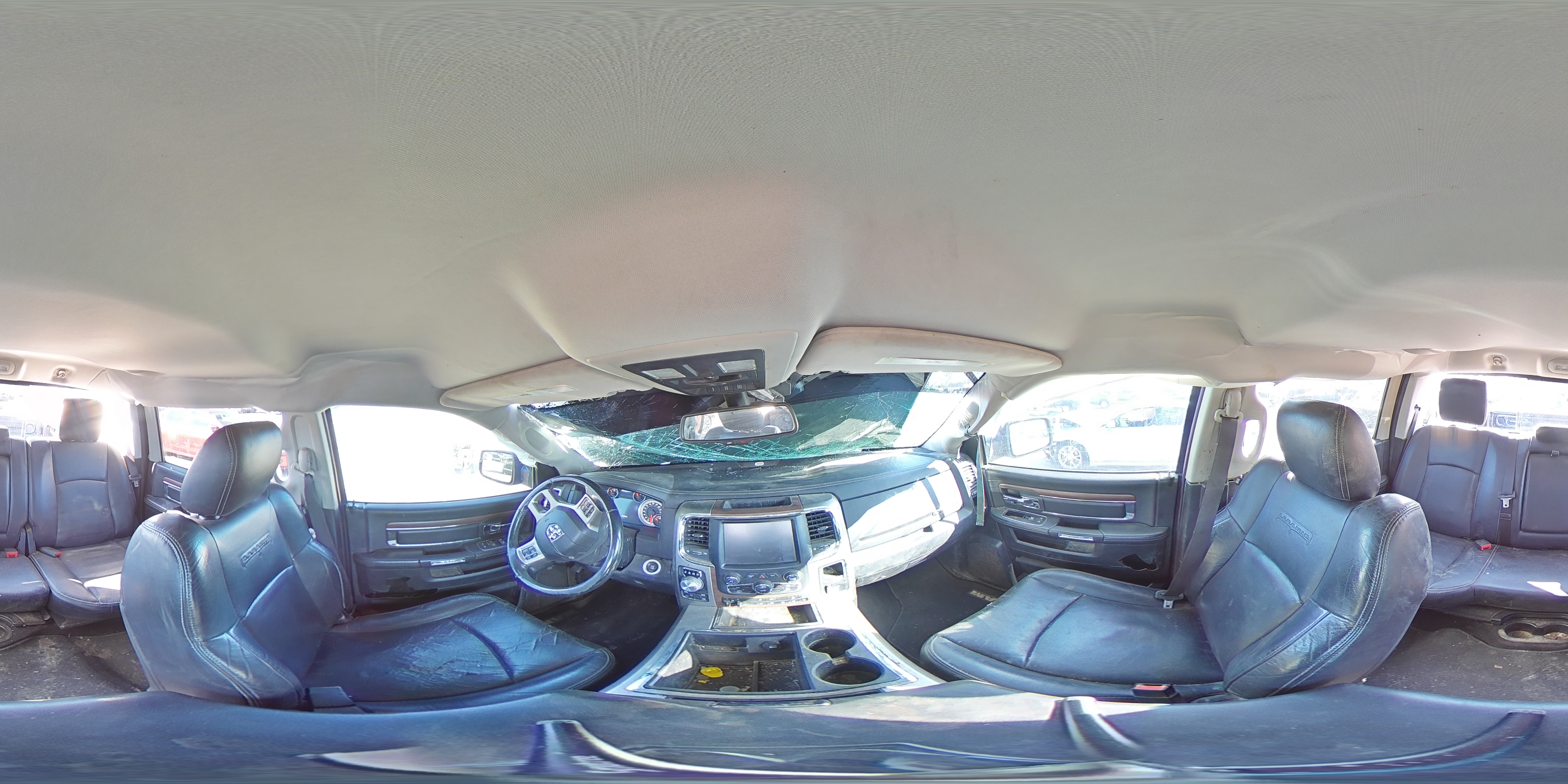 2014 RAM 1500 - Image 12