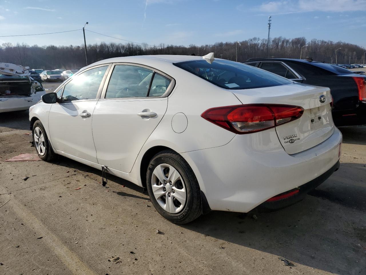 2017 Kia Forte - Image 2